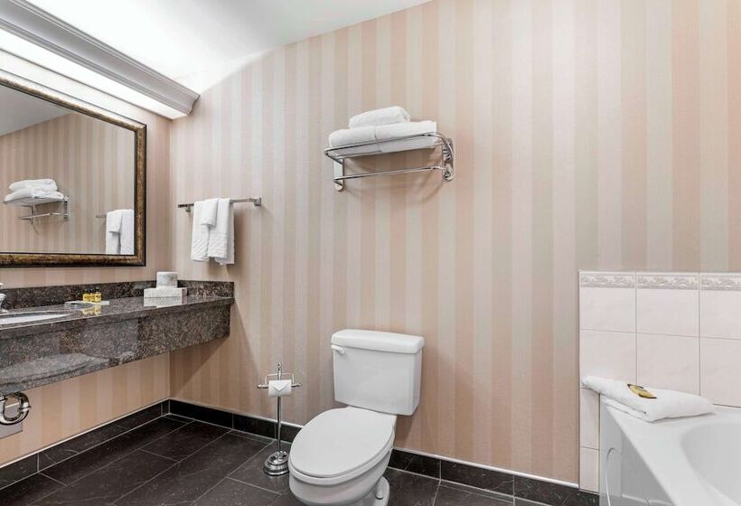 スイート, Best Western Plus Kelowna Hotel & Suites