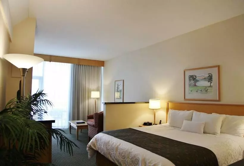 Executive-huone, Best Western Plus Kelowna Hotel & Suites