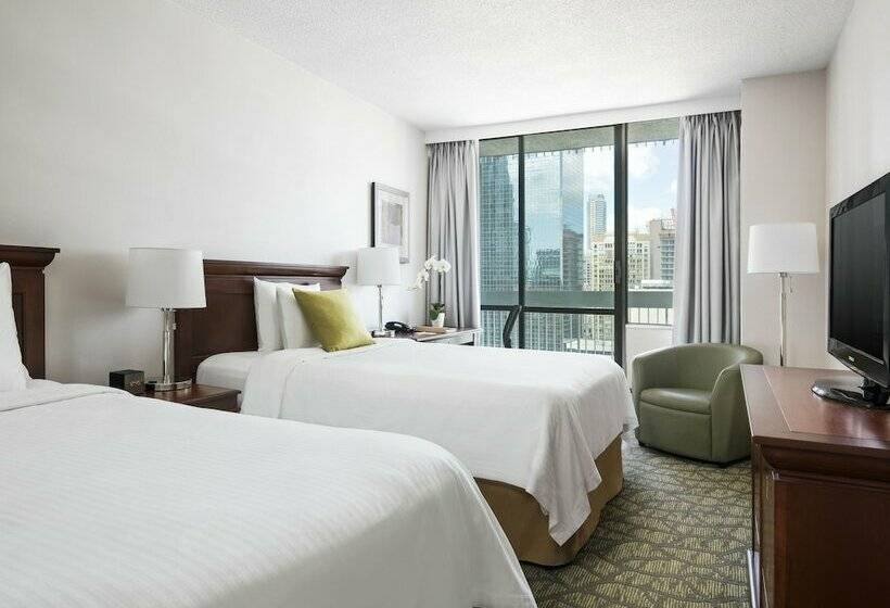 ２ダブルベッドのスタンダードルーム, Chelsea Hotel Toronto
