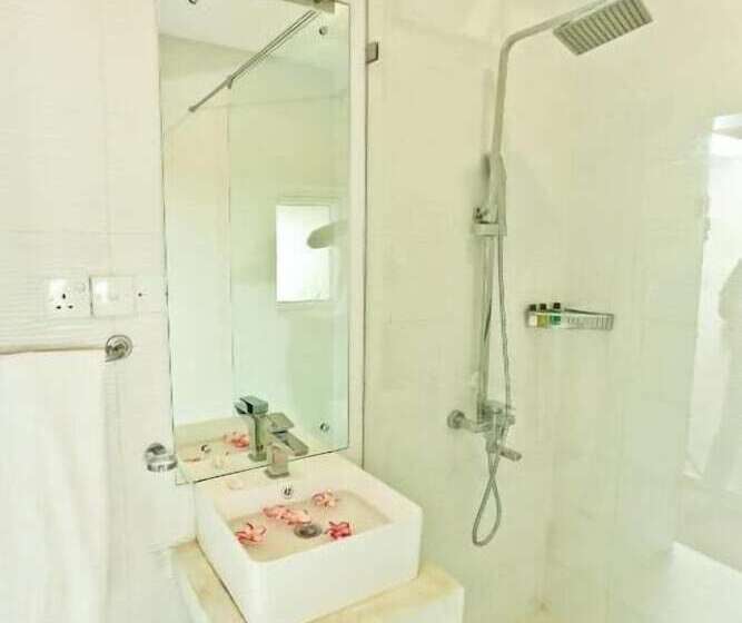 豪华房间, Golden Star Beach Hotel