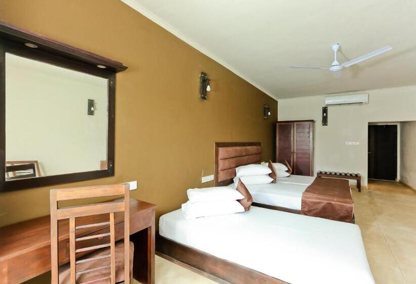 디럭스 룸, Golden Star Beach Hotel