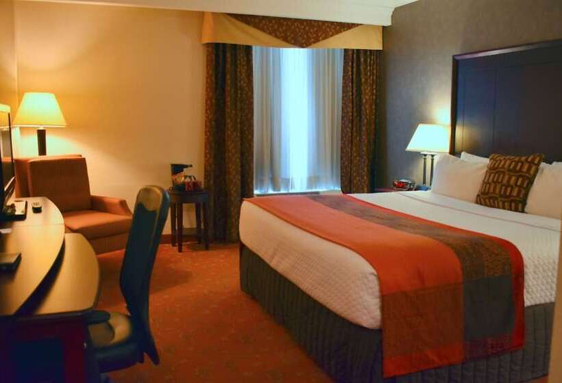 Президентский Люкс, Hamilton Plaza Hotel & Conference Center