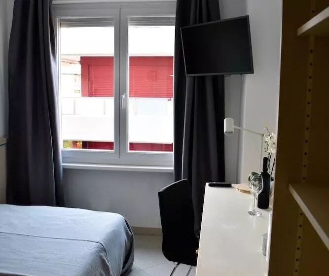 Standard Yhden Hengen Huone, Albergo Mirador Ascona