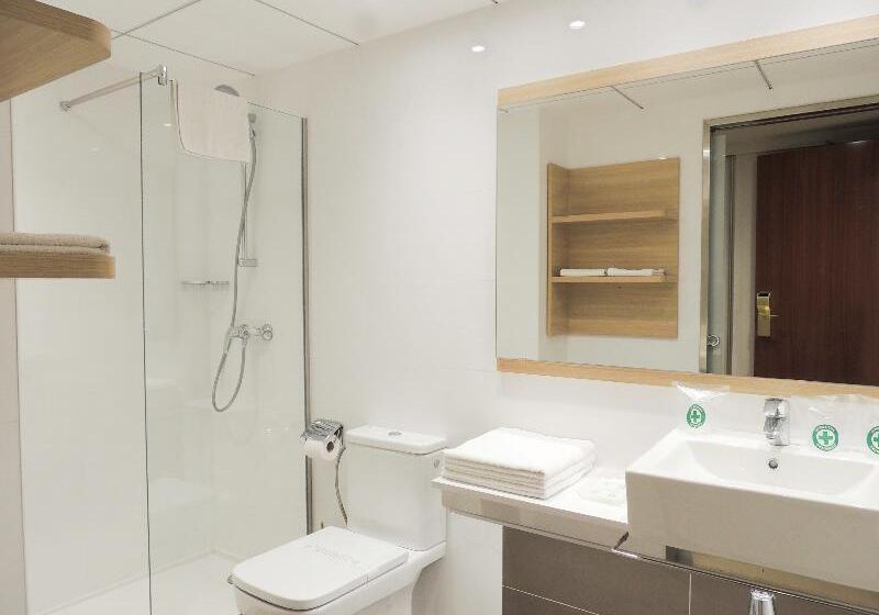 Номер Стандарт, Bonaventure Montreal