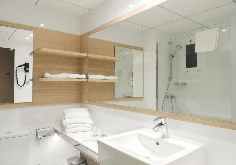 Номер Стандарт, Bonaventure Montreal