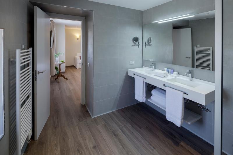 Стандартный Номер Кровать Кинг, Bonaventure Montreal