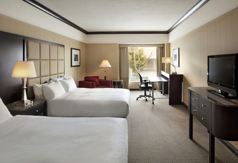 Номер Стандарт 2 Двуспальные Кровати, Bonaventure Montreal