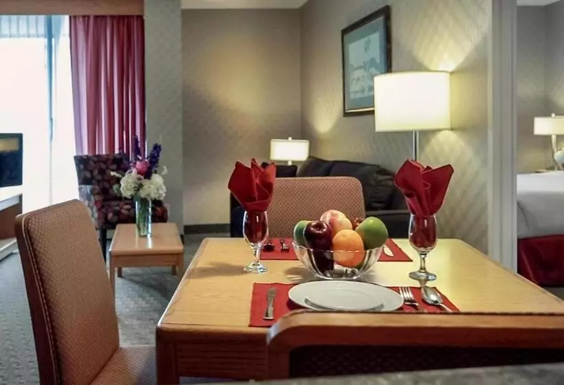 سوییت لوکس, Cartier Place Suite