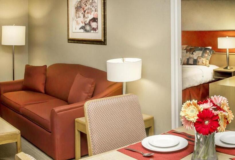 ２ベッドスイートルーム, Cartier Place Suite
