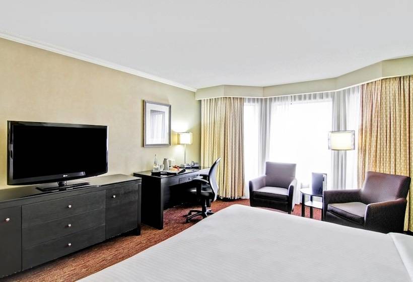 프리미엄 룸, Delta Hotels By Marriott Toronto East