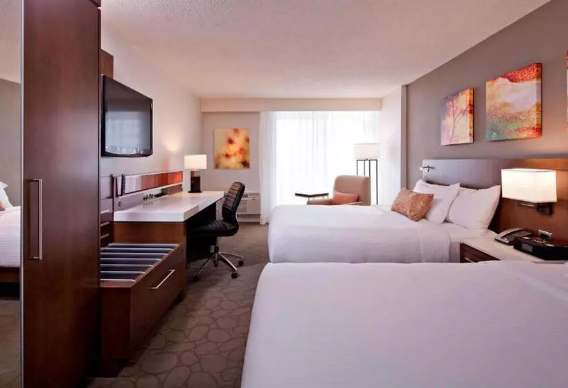 اتاق استاندارد, Delta Hotels By Marriott Winnipeg