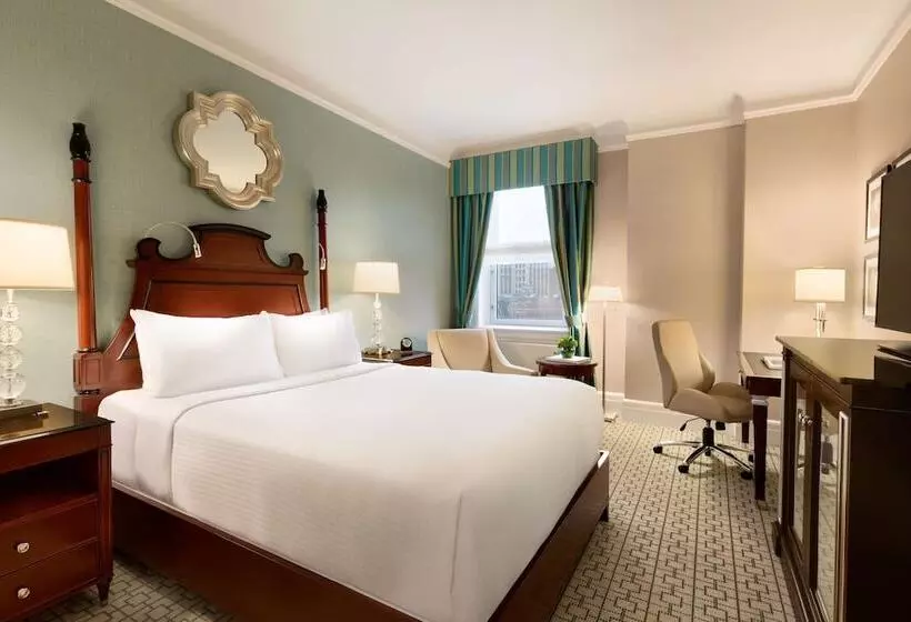 اتاق استاندارد با تخت دوبل, Fairmont Château Laurier