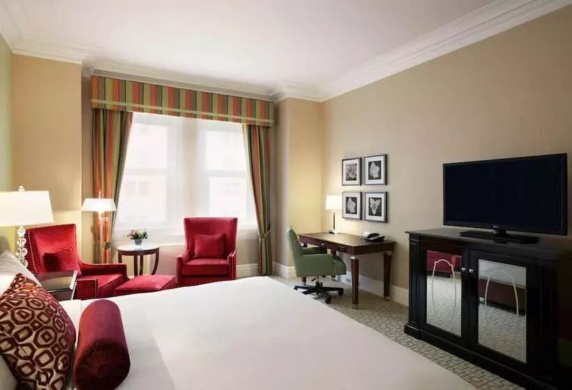 اتاق استاندارد با تخت دوبل, Fairmont Château Laurier