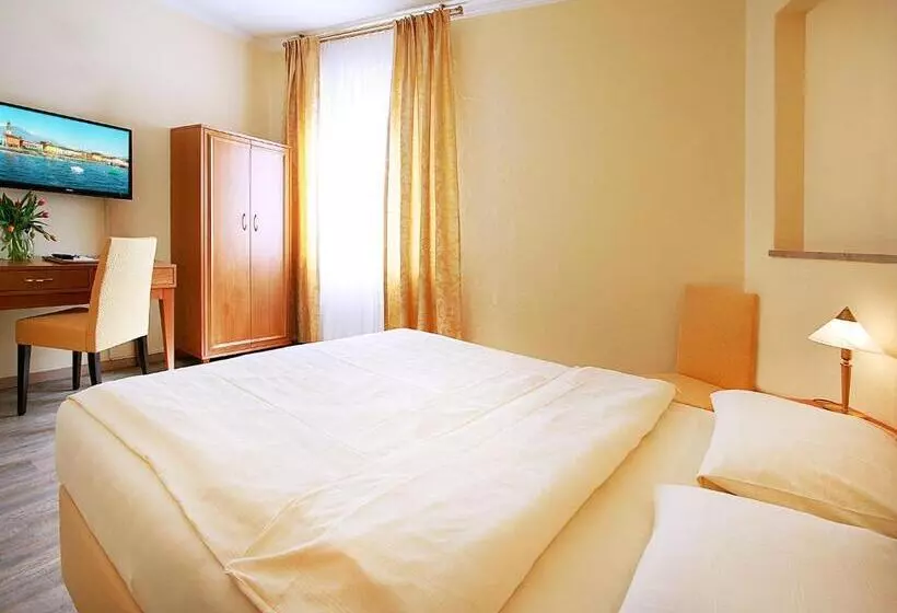 Quarto clássico, Garni Golf