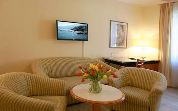 Quarto Familiar, Garni Golf