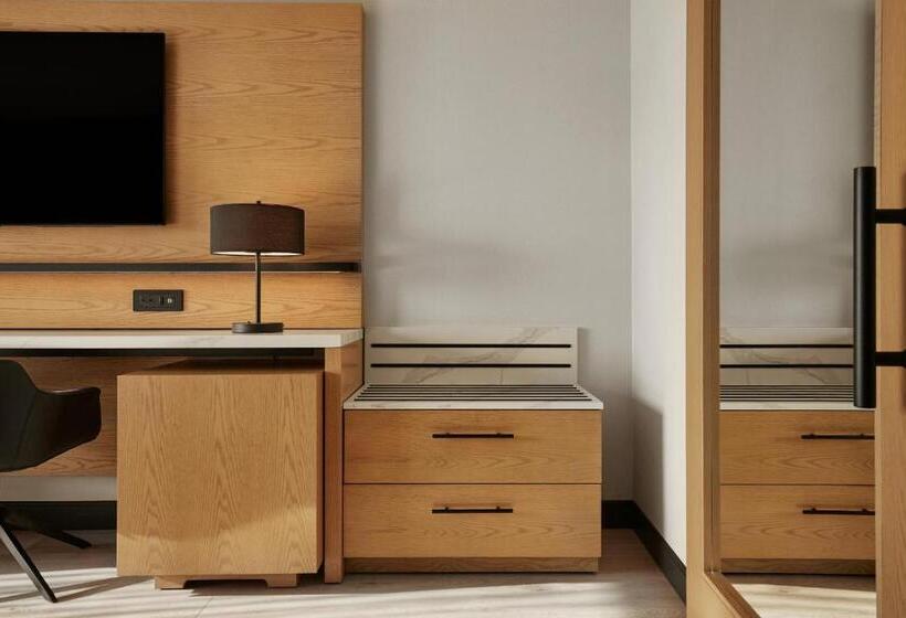 Люкс Кровать Кинг, Hyatt Place Montreal Downtown