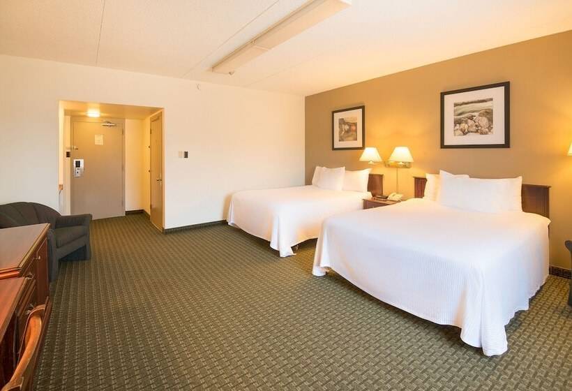 패밀리 스위트, Ramada By Wyndham Thunder Bay Airlane