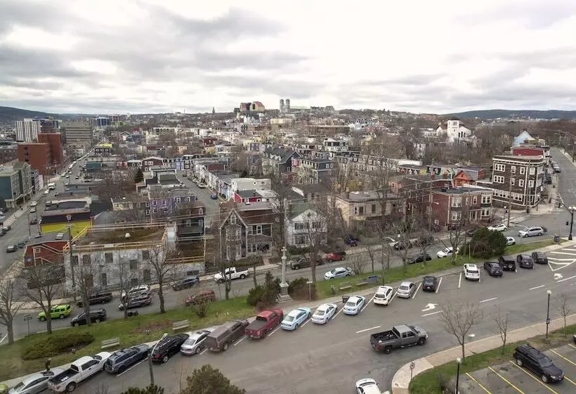 اتاق کلاب, Sheraton Hotel Newfoundland