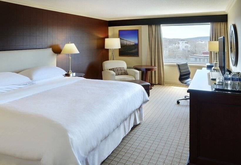 Номер Клуб, Sheraton Hotel Newfoundland