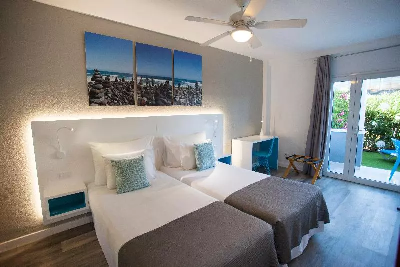 اتاق استاندارد با تخت بزرگ, Sheraton Hotel Newfoundland