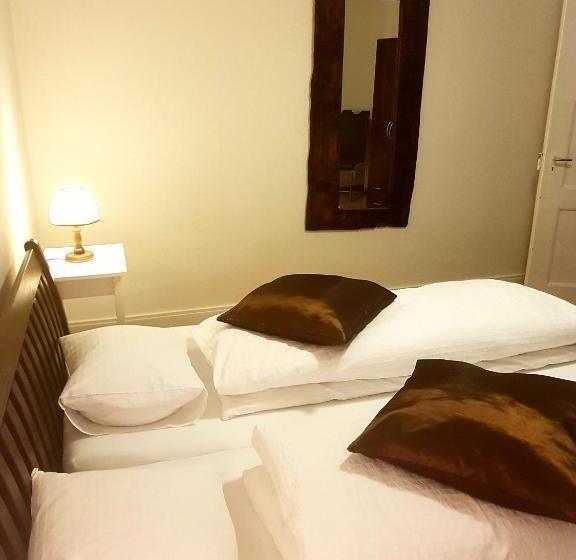 Family Suite, Sterne