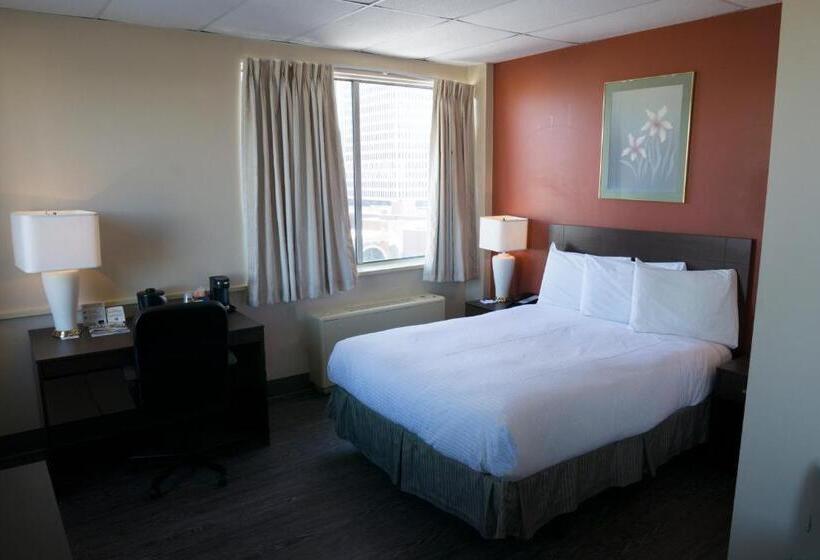 디럭스 룸, The Marlborough