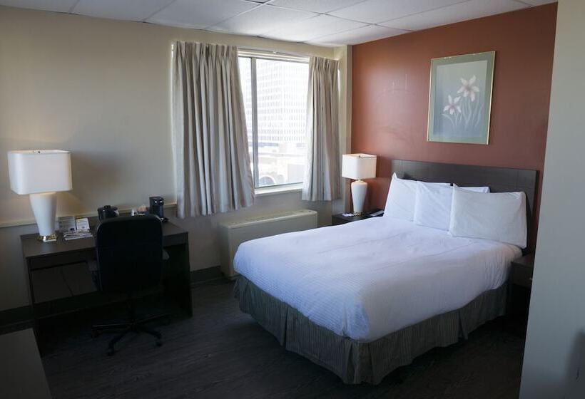 디럭스 룸, The Marlborough