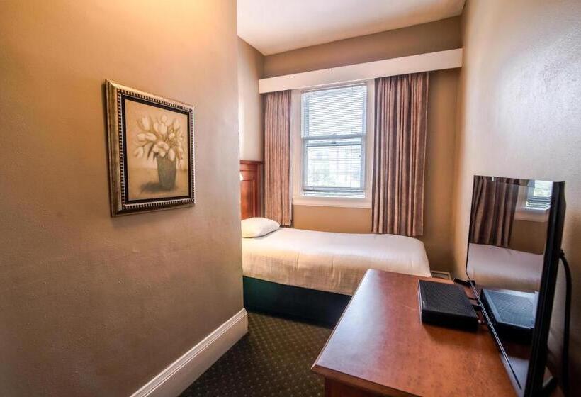 标准间, The Sylvia