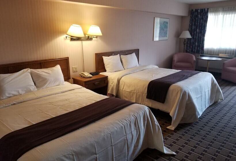 ２ダブルベッドのスタンダードルーム, Travelodge By Wyndham Niagara Falls Lundys Lane