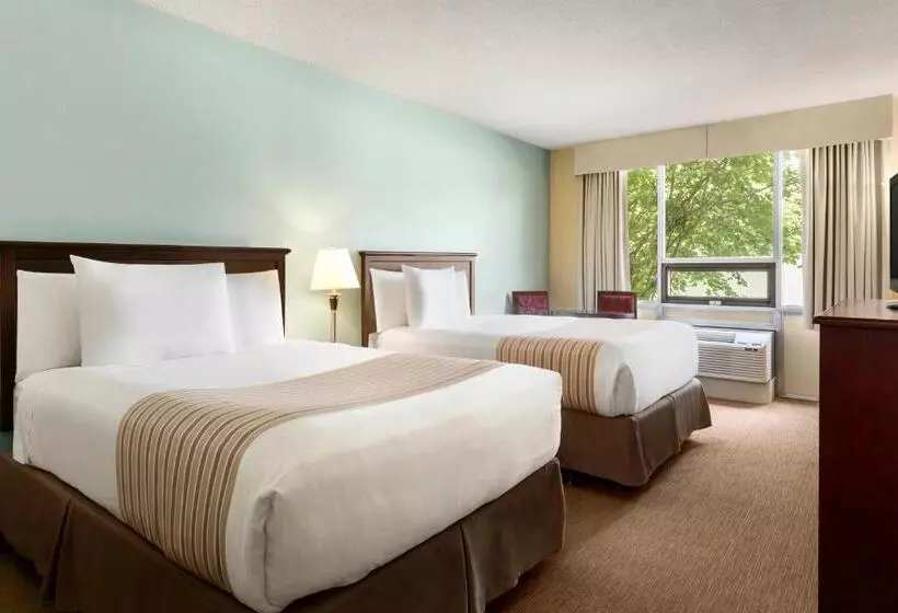 ２ダブルベッドのスタンダードルーム, Travelodge By Wyndham Sydney
