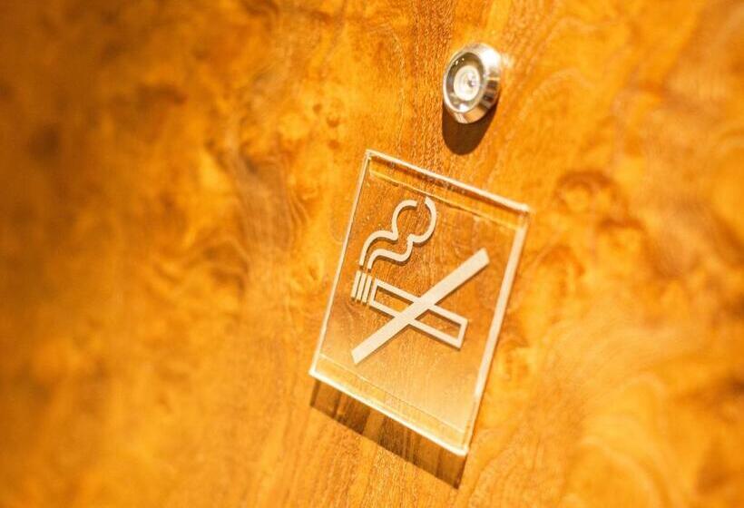 スタンダードシングルルーム, Victoria