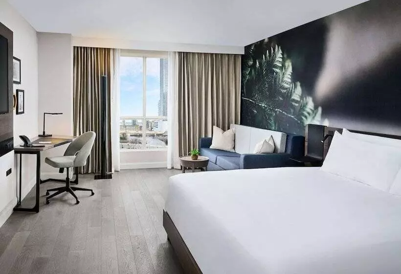 اتاق پرمیوم, The Novotel Toronto Centre