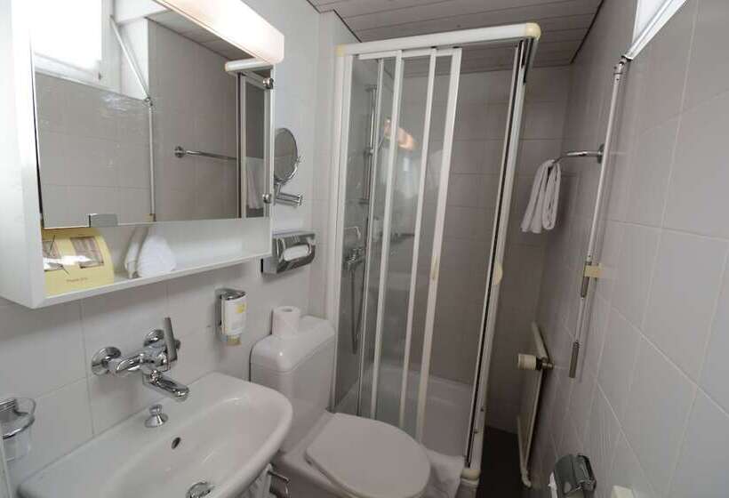 带露台两卧公寓, Hop Apartments & Suites