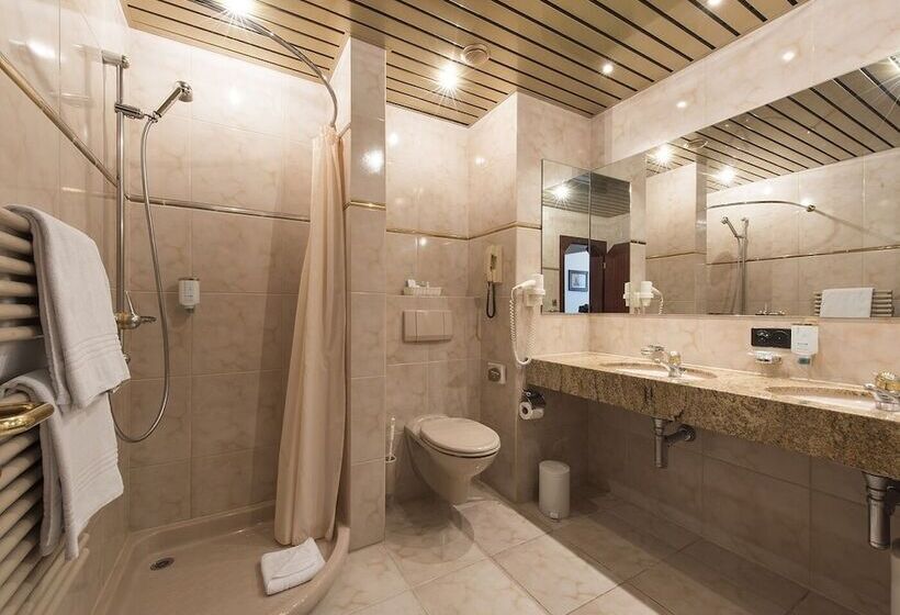 スタンダードルーム, Bad Horn   Hotel & Spa