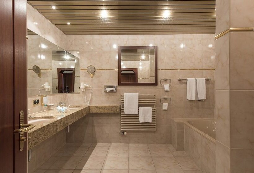 レイクビュースタンダードルーム, Bad Horn   Hotel & Spa