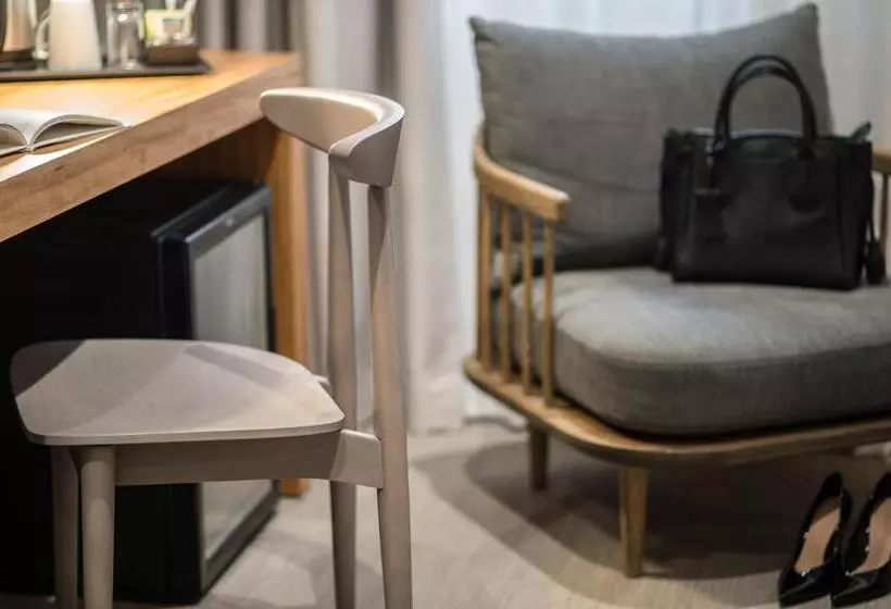 اتاق لوکس, 9hotel Paquis