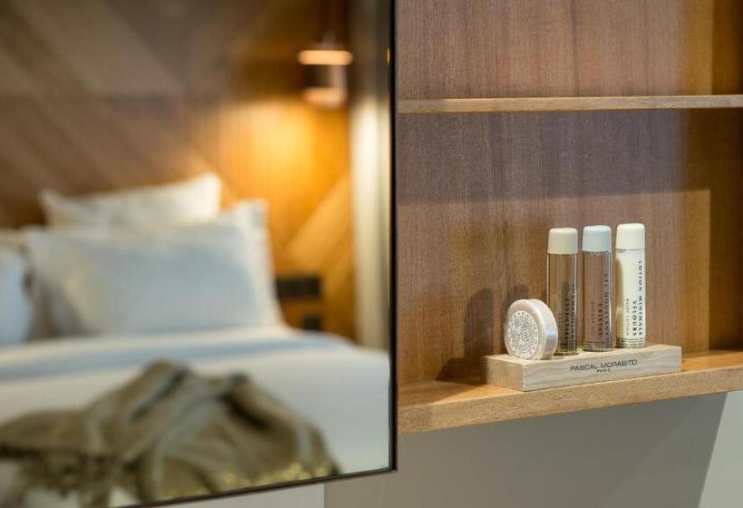 اتاق لوکس, 9hotel Paquis