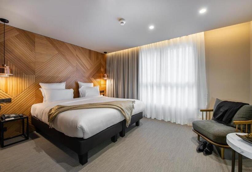 سوییت جونیور, 9hotel Paquis