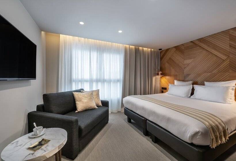 سوییت جونیور, 9hotel Paquis