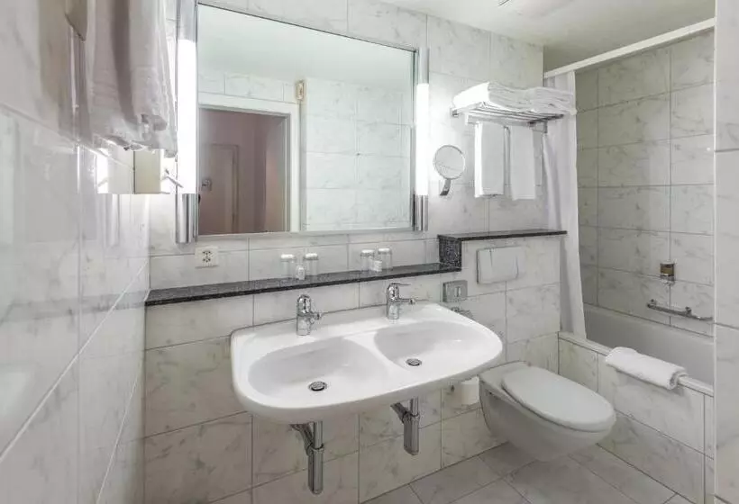 اتاق استاندارد چهار تخته, Altstadt Hotel Krone Luzern