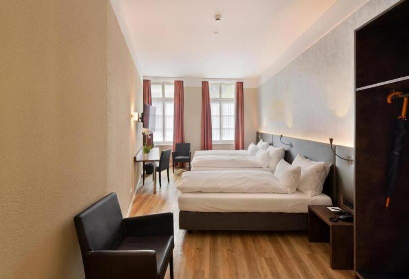 스탠다드 트리플 룸, Altstadt Hotel Krone Luzern