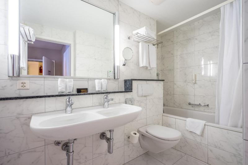 四人标准间, Altstadt Hotel Krone Luzern