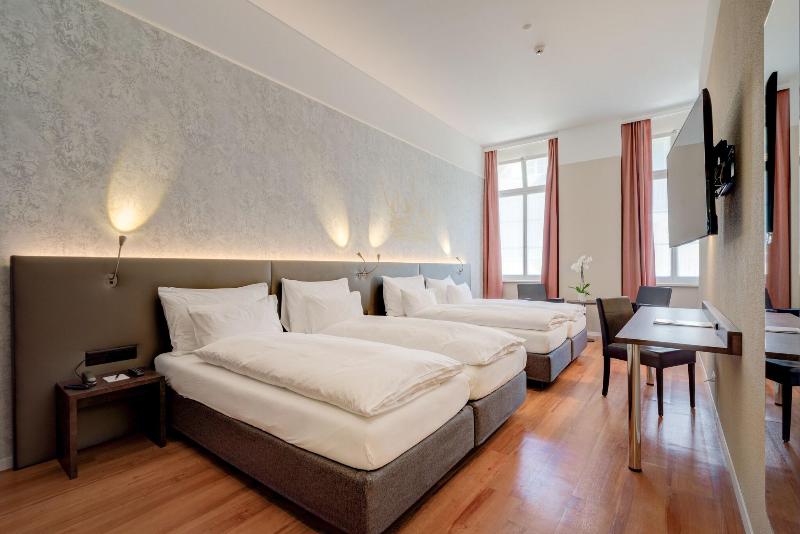 4인용 스탠다드 룸, Altstadt Hotel Krone Luzern