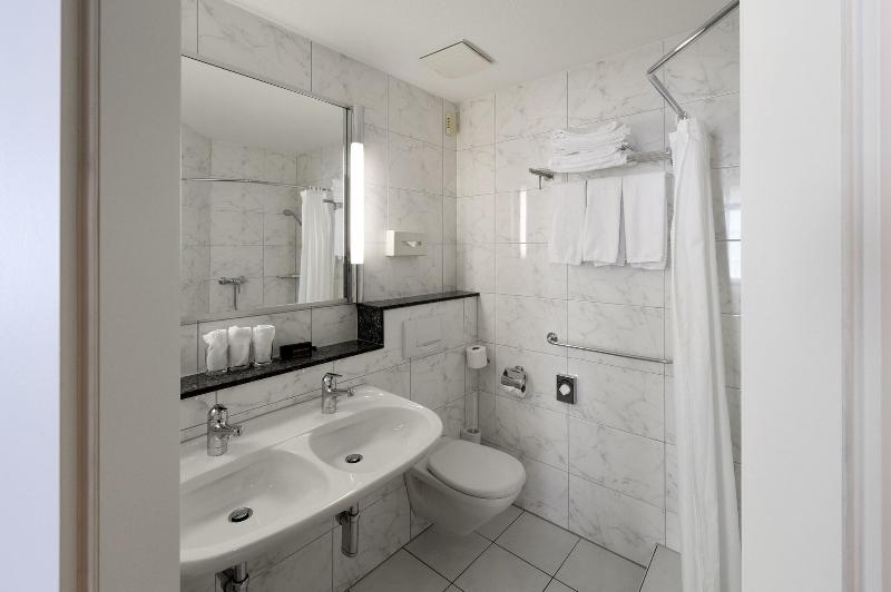 4인용 스탠다드 룸, Altstadt Hotel Krone Luzern