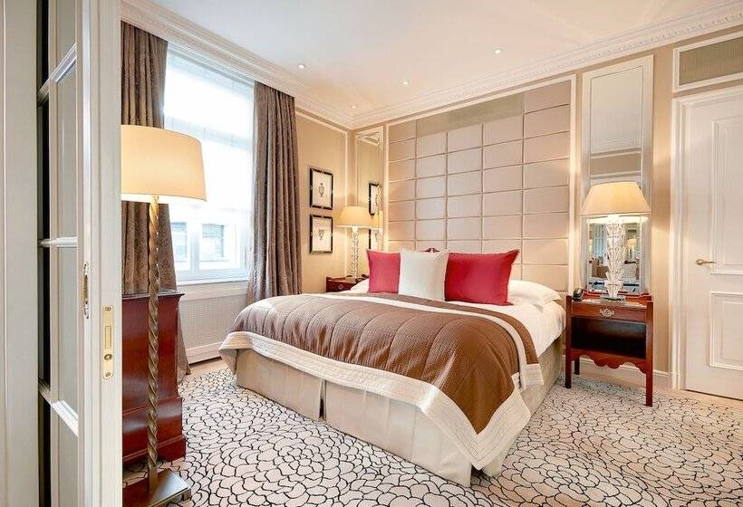 سوییت, Baur Au Lac