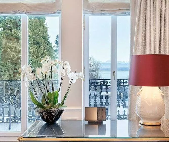 デラックススイート, Baur Au Lac