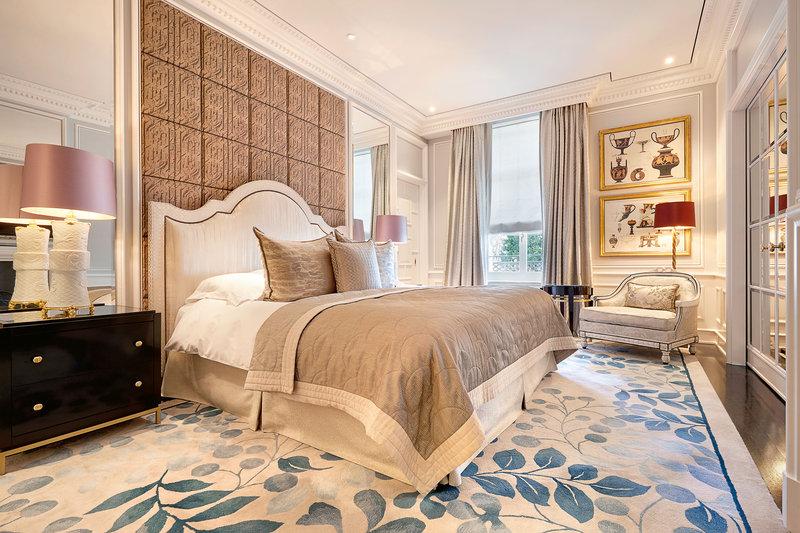 سوییت لوکس, Baur Au Lac