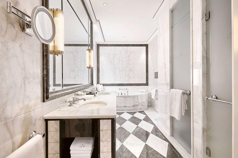 سوییت, Baur Au Lac