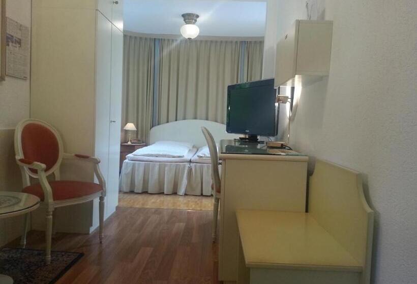 Quarto Estandar com Vistas, Colibrì