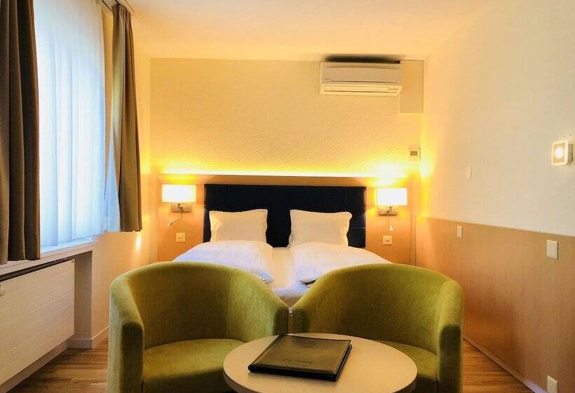 스탠다드 룸, Felmis